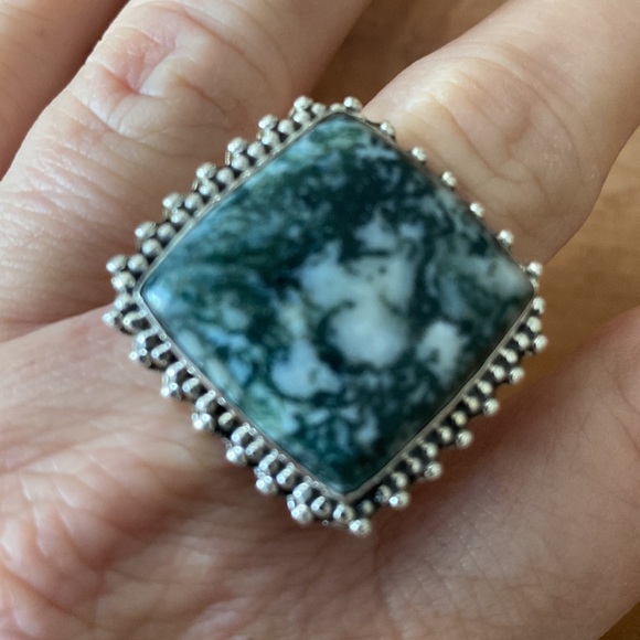Moss Agate square Sterling silver ring. Size 10 - Picture 3 of 5